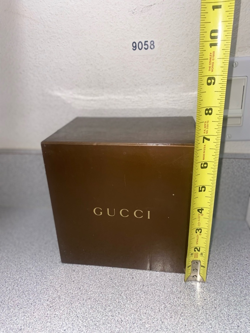 Gucci Brown and Gold Box Bundle EUC - 9058 - Picture 6 of 13